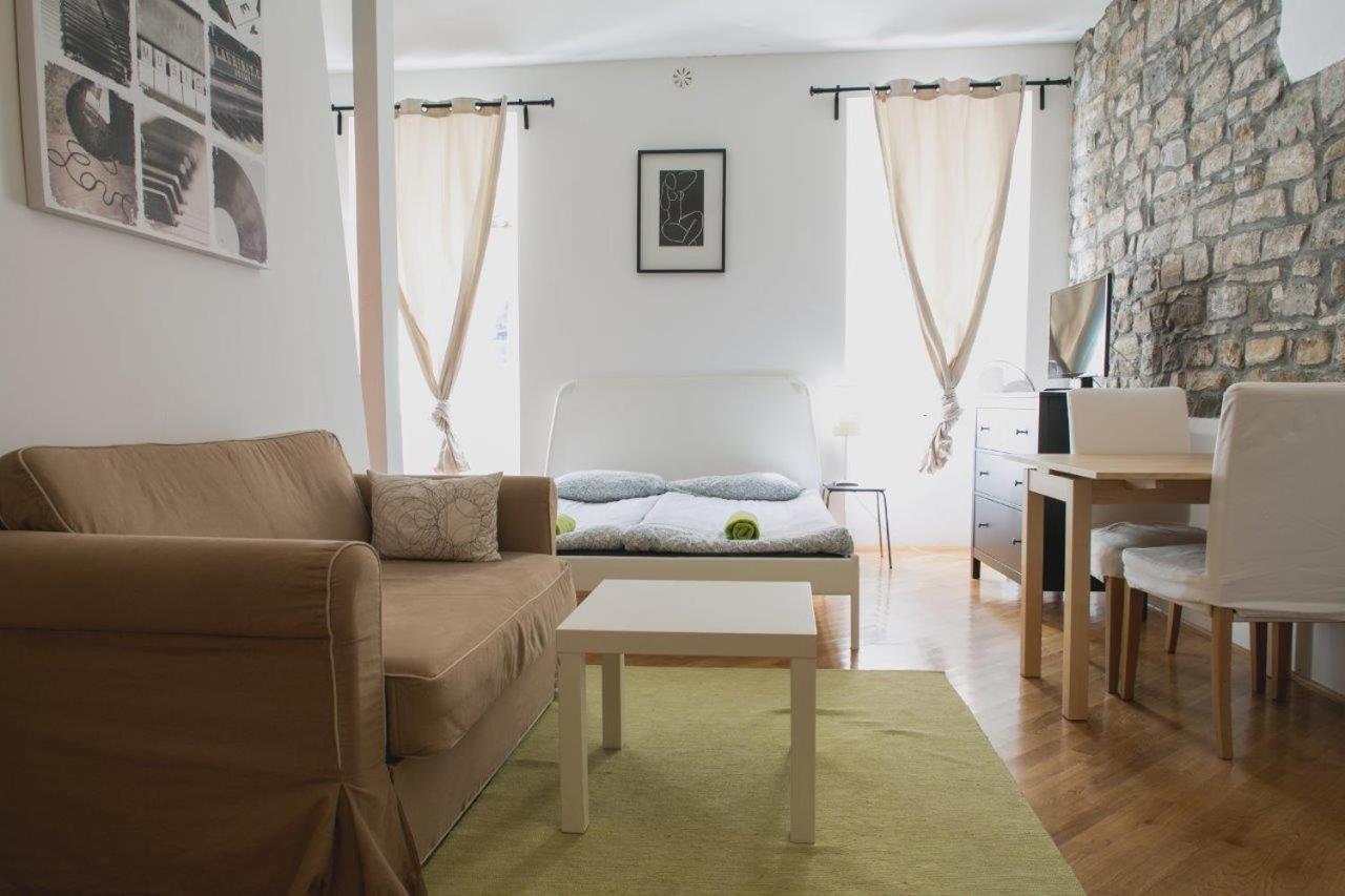Apartments Artemus Music Piran Luaran gambar